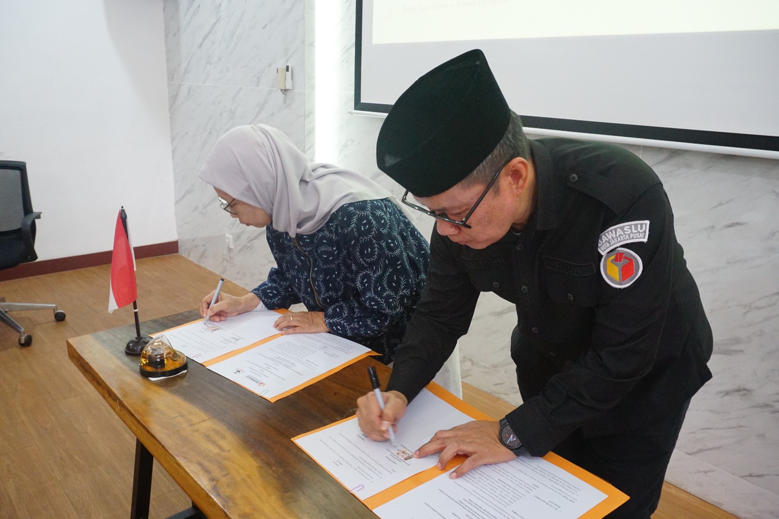 Universitas Bung Karno dan Bawaslu Jakarta Pusat Dorong Demokrasi Berkualitas